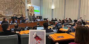 Il sindaco Matteo Ricci nel Consiglio comunale del 25 novembre