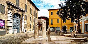 Piazza Toschi Mosca. Ph. L. Angelucci