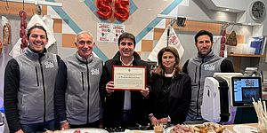 Biancani con titolare e diendenti della macelleria BIBI