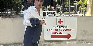 Biancani davani al pronto soccorso