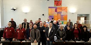 Vimini Perugini Riitano e volontari in sala Consiglio