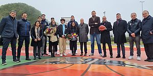 Inaugurazione e intitolazione del campo da basket di Villa San Martino a Gianluca Mattioli