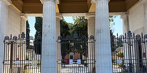 Cancello cimitero centrale di Pesaro