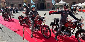 Moto in piazza del Popolo