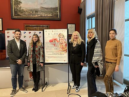 Perugini e delegazione dell' Uzbekistan