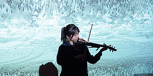 Ragazza che suona il violino