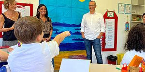 Ricci in aula con bambini