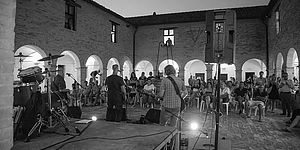 Conventino di Monteciccardo con band