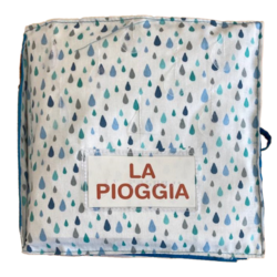 Immagine copertina libro tattile in tessuto "La pioggia"