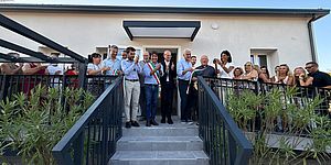 Taglio del nastro stazione di posta