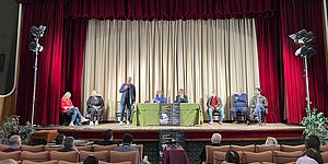 Sul palco Ricci Drago Dionigi e organizzatori della Fondaxione Don gaudiano