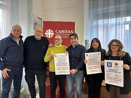 Ambulanti e Caritas insieme per la solidarietà, lanciata la nuova raccolta di generi alimentari. Biancani, Pandolfi e Frenquellucci: «Un ottimo segnale di vicinanza alle famiglie più fragili»