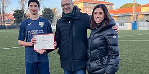 Il sindaco di Pesaro Matteo Ricci e l’assessora alla Rapidità Mila Della Dora, hanno incontrato Mahdi, giovane calciatore vittima di insulti razzisti durante una partita