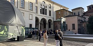 Pubblico davanti alla Sonosfera®