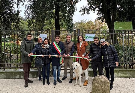 Biancani Conti Della dora e altri davanti allo sgambatoio