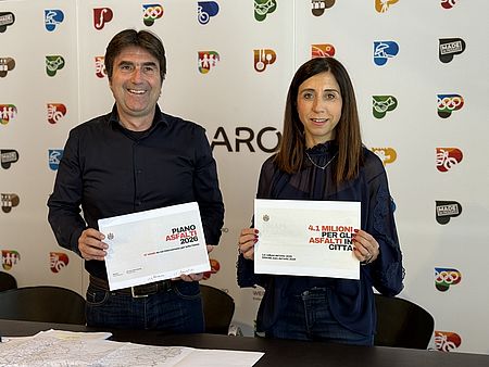 Oltre 4milioni di euro per gli asfalti su circa 50 via della città. Biancani e Della Dora: «Procederemo spediti fino alla fine dell’anno; una cifra storica che ci permetterà di intervenire nelle zone più ammalorate» Biancani Della Dora