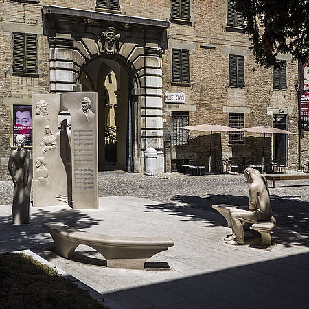 Musei Civici piazzetta e facciata