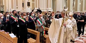 Il vescovo Salvucci insieme al sindaco Ricci