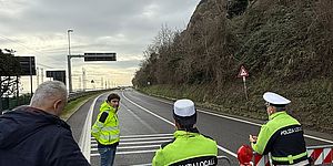 Vigili nella frana della SS16