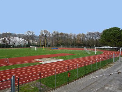 foto campo scuola di atletica Pesaro