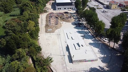 foto dall'alto della pista di pump truck