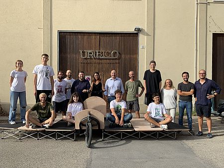 Una bici-palco mobile e sostenibile per Pesaro 2024: arriva la cargo bike progettata dagli studenti del Bramante-Genga