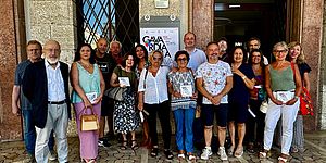 Silvana Giuliani/consigliere Quartiere 1 - Centro Storico, Daniele Vimini, Luca Storoni/presidente Auser San Giovanni, Ennio Buonanno/organizzatore Gavardiana, Mirko Bravi presidente Amici della Ceramica di Pesaro, Francesca Matacena/consiglio di Quartiere 1 - Centro Storico e organizzatrice del concorso CIMP