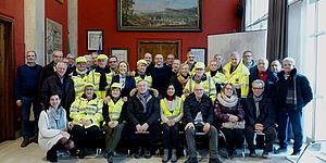 auguri di natale di sindaco e assessori ai nonni-vigili