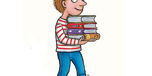 Particolare copertina di un libro raffigurante un bambino con quattro libri che cammina