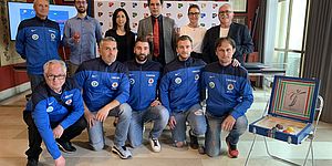 Della Dora con squadra di bocce