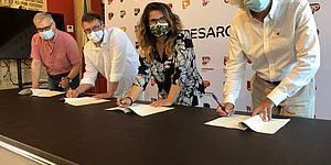 Domenicucci Comodi Frenquellucci Postorino