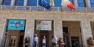 “Giorno della Memoria” dedicato alle vittime del terrorismo, il Comune espone bandiere a mezz’asta 