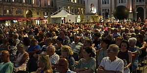 Pubblico Rossini qua Rossini là