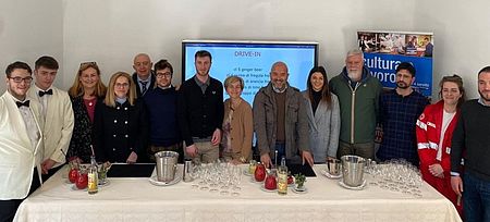 BE-REsponsible presenta “Drive-in”, il suo cocktail analcolico, e invita i locali della città a essere “BAR-Responsible” 