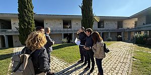 Un sopralluogo al cimitero centrale di Pesaro