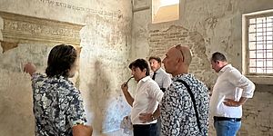 Biancani Vimini ed altri dentro Rocca Costanza