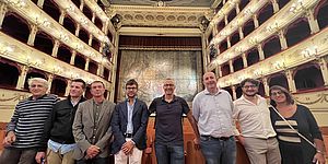 Il sindaco Ricci, il vicesindato Vimini, l'assessore Pozzi, progettisti e tecnici del Teatro, la consigliera Mattioli all'apertura del Teatro Rossini