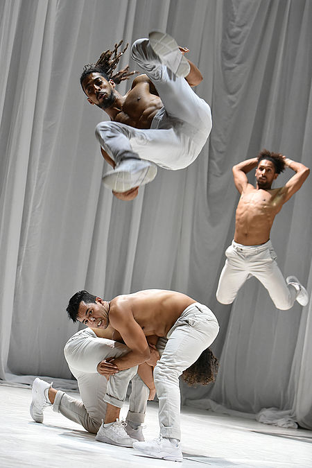 Boys don’t cry / Stagione di danza 2022