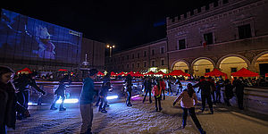 piazza del Popolo a Natale 