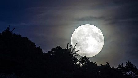 incontro osservazione Luna