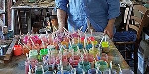 Oscar Piattella nel suo studio