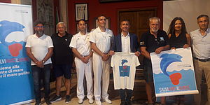 Un robot raccogli-rifiuti per il progetto Salviamo il mare   