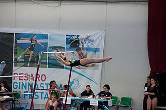 foto ginnastica in festa