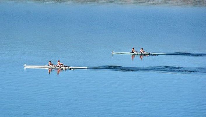 immagine canoe in mare