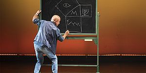 Paolo cevoli in La Sagra famiglia ph. Maurizio Tagliatesta