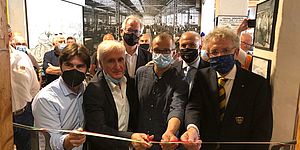 taglio del nastro Ricci Biancani ed altri