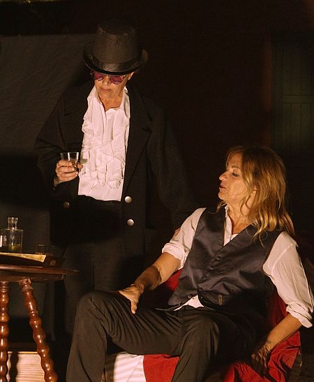 Jekill - Hide scena