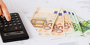 Calcolatrice con soldi