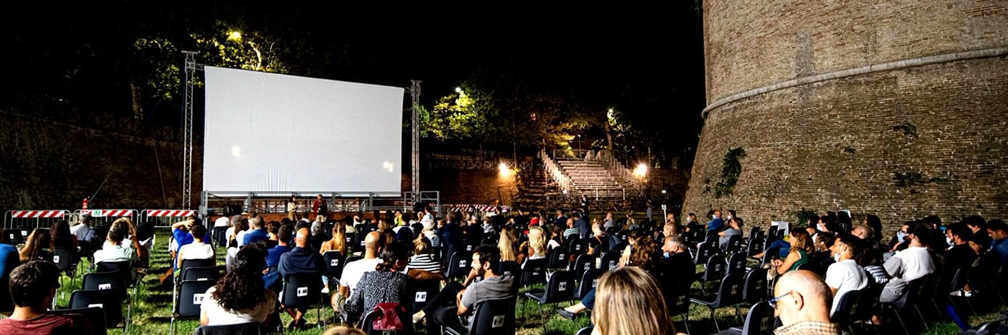 Cinema a Rocca Costanza