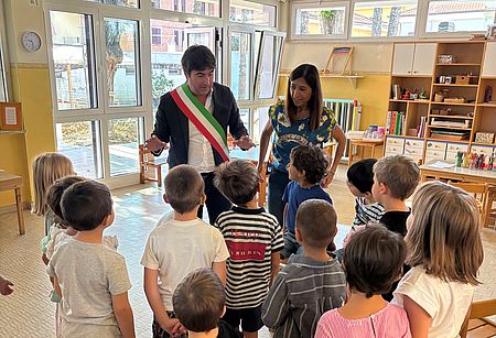 Biancani Della Dora e bambini della materna